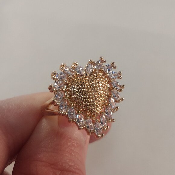 18K Yellow Gold Filled Boho Heart White Diamond Zircon Ring Gorgeous Party Gift - Picture 4 of 10